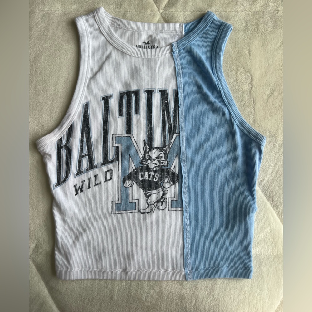 hollister graphic tank